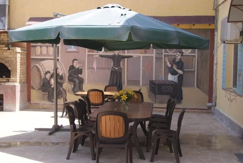 Hotel Bonjour House à Erévan Extérieur photo