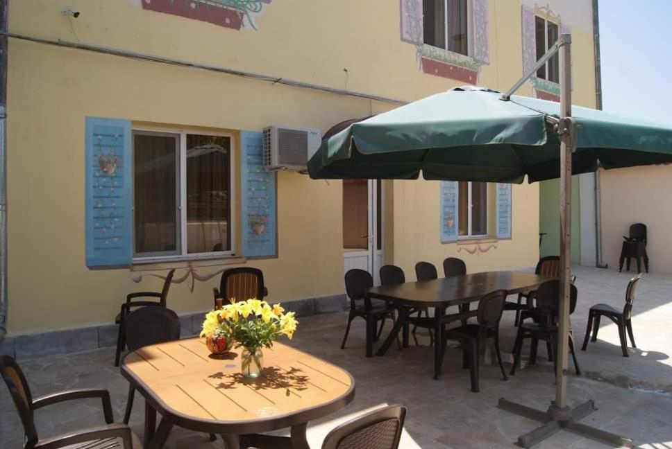 Hotel Bonjour House à Erévan Extérieur photo